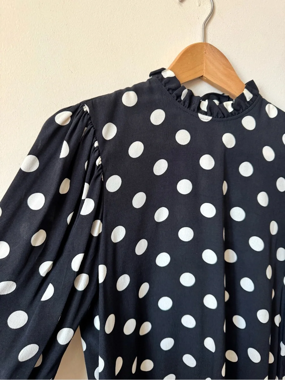 Zara Woman Black White Polka Dots Puff Sleeves Blouse Size XS